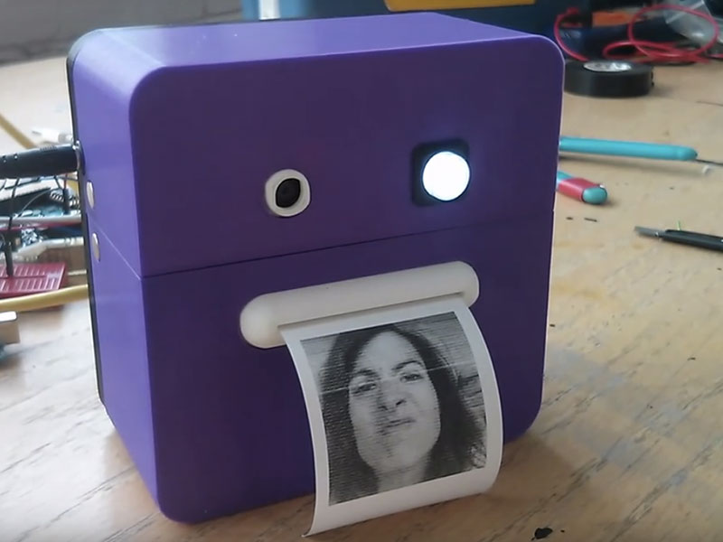 Facebox - The maker's polaroid